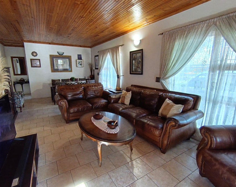 3 Bedroom Property for Sale in C Place Eastern Cape